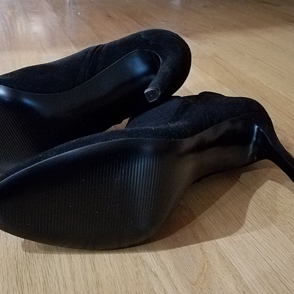 Kendall - Kylie Women's Madison Booties, Dusty Tau - Picture 2 of 2